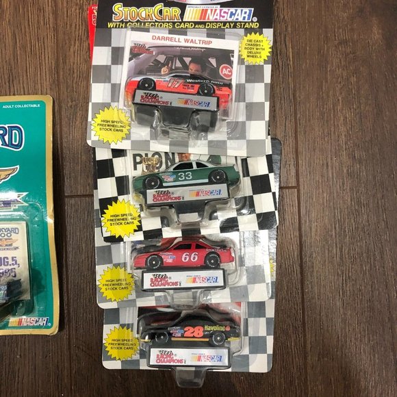 1992 1993 NASCAR Racing Champions Stock Car w/ Card and Display & Winners Circle - Picture 2 of 13